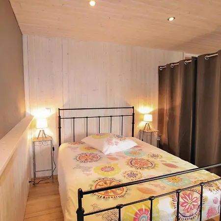 Bed & Breakfast Cozy In Les Bains With Kitchen Vals-les-Bains