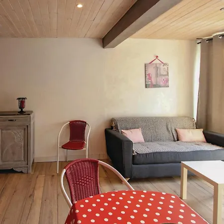 Bed & Breakfast Cozy In Les Bains With Kitchen Vals-les-Bains